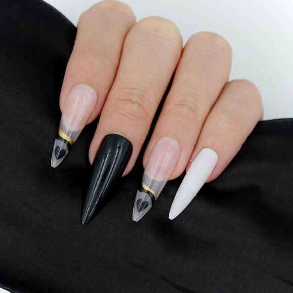 Poker-Inspired Stiletto Press-On Nails – Bold Pink & Black - Picture 1 of 3